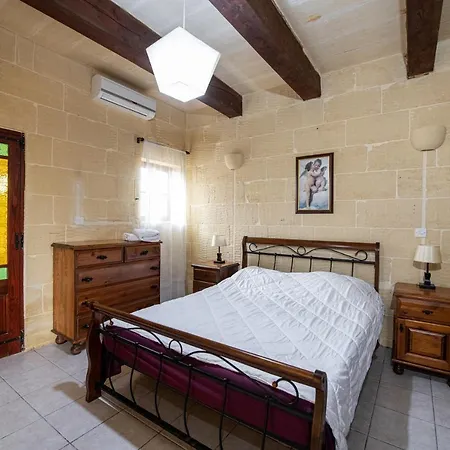 Holiday home 4 Bedroom With Large Private Pool Xewkija