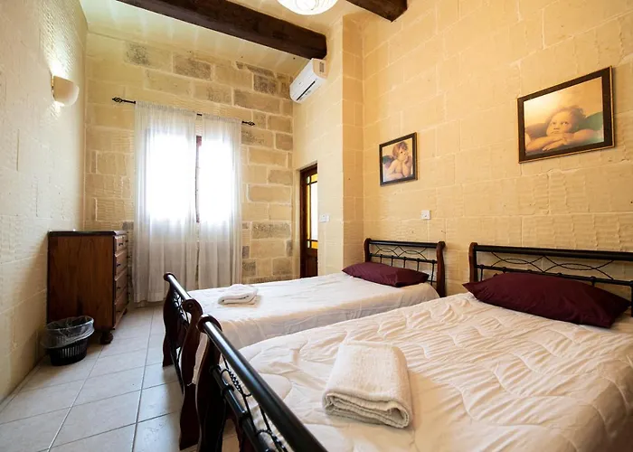 4 Bedroom With Large Private Pool Holiday home