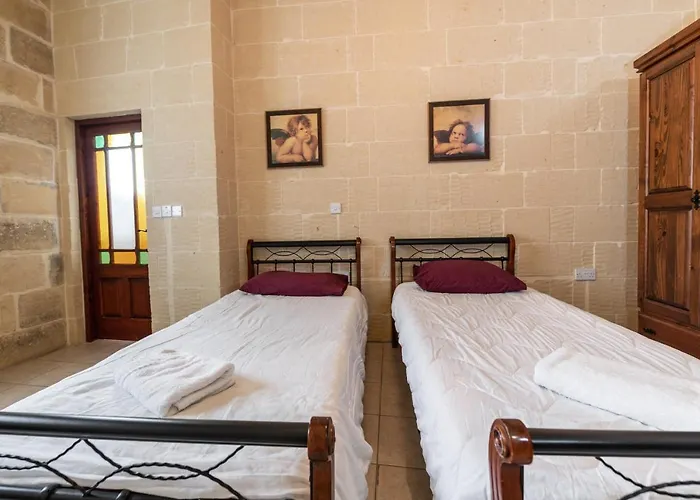 4 Bedroom With Large Private Pool Holiday home *