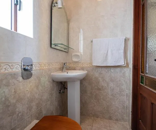 4 Bedroom With Large Private Pool * Xewkija